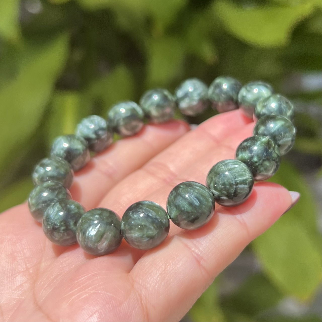 セラフィナイト