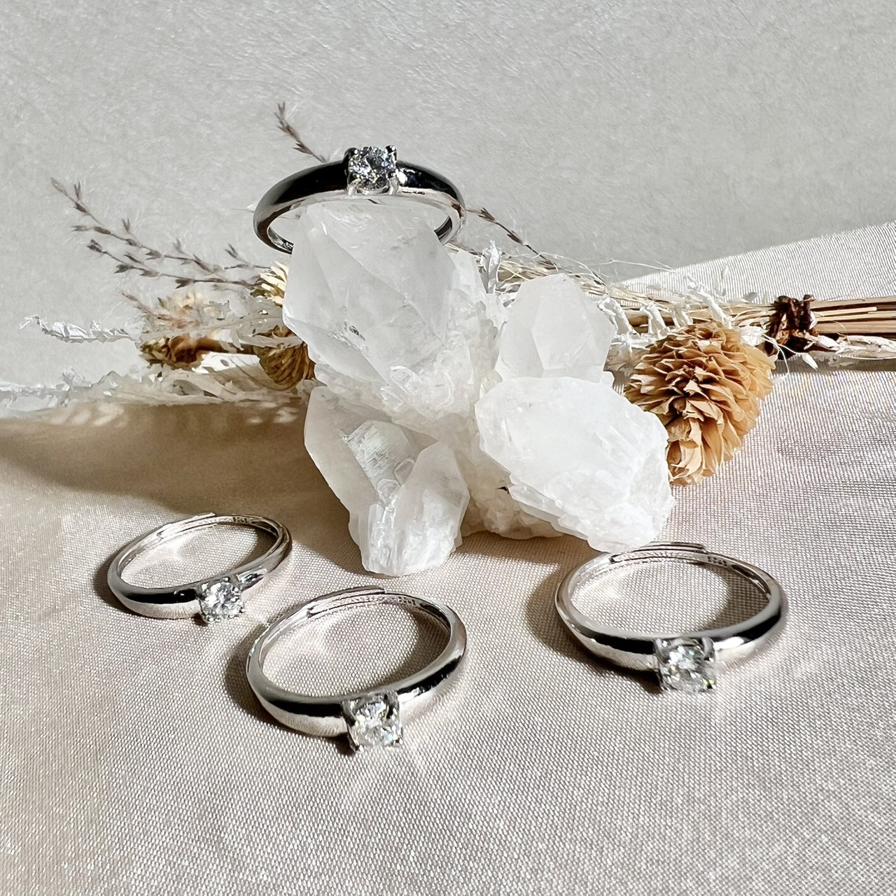 モアッサナイト