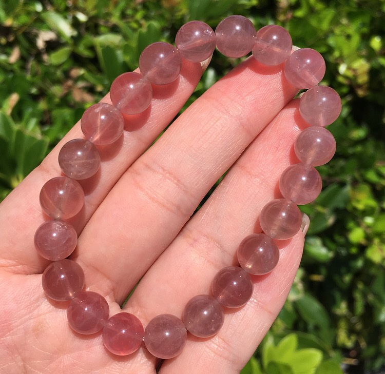 ディープローズクォーツ